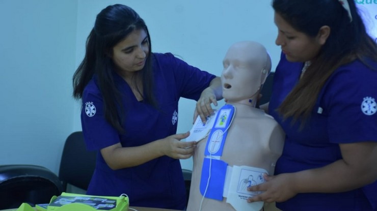 El Centro de Salud de Villa Vatteone ya cuenta con desfibrilador 